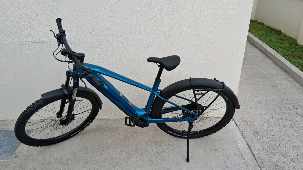 cube hybrid reaction 600 mountain bike - Image 1