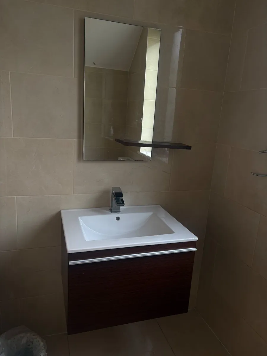 Sink with Vanity Unit - Image 3
