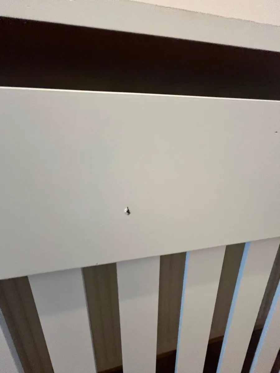 Radiator cover - Image 4