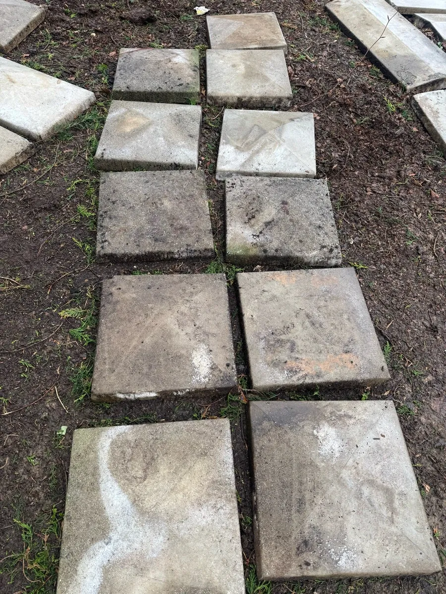 Wall/ Pier/|Caps/kerbs - Image 4