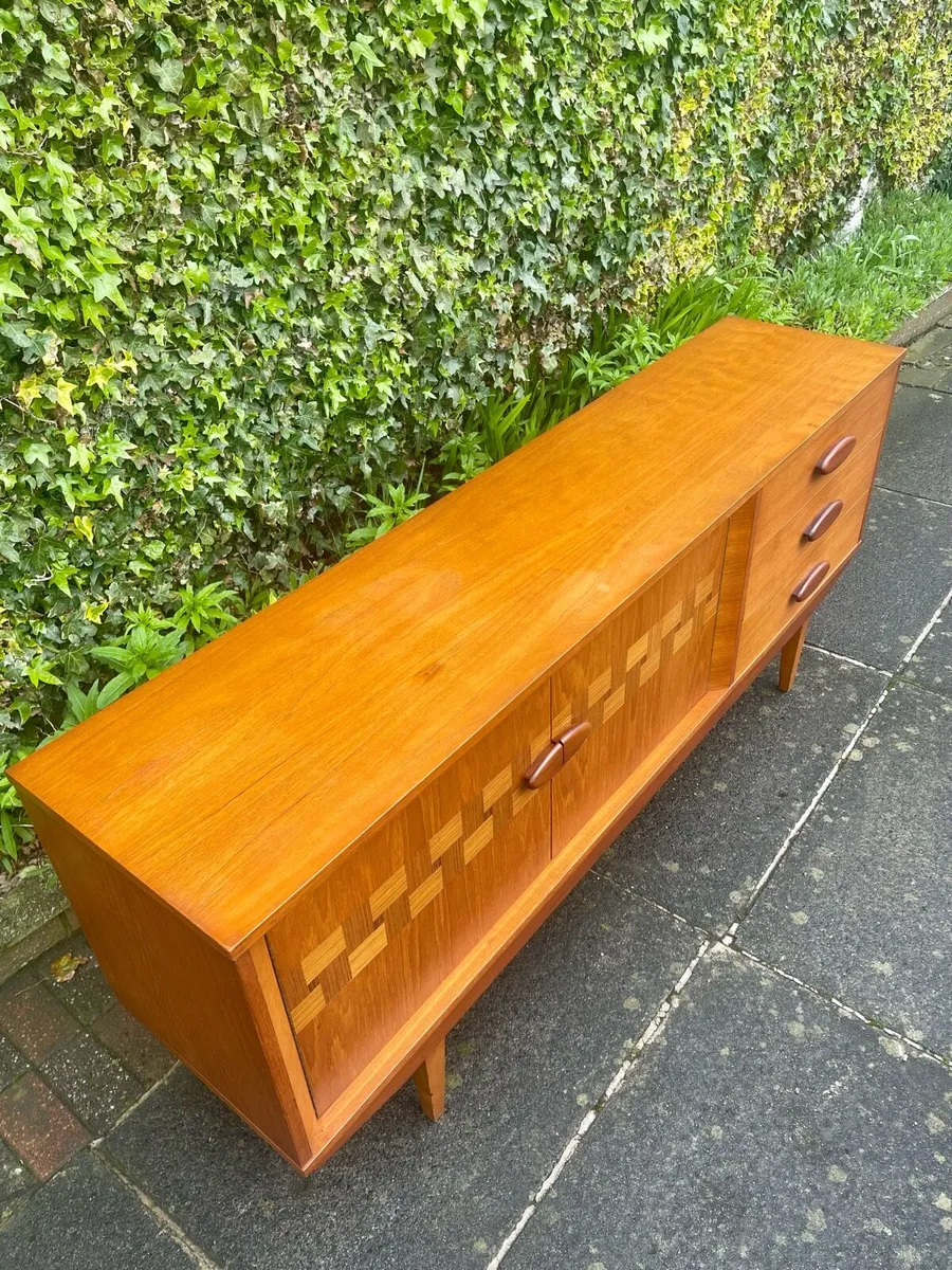 Mid century sideboard - Image 1