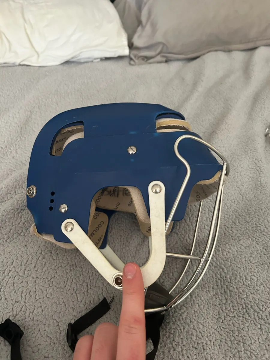 Cooper helmet sk100 Kilkenny guard - Image 3