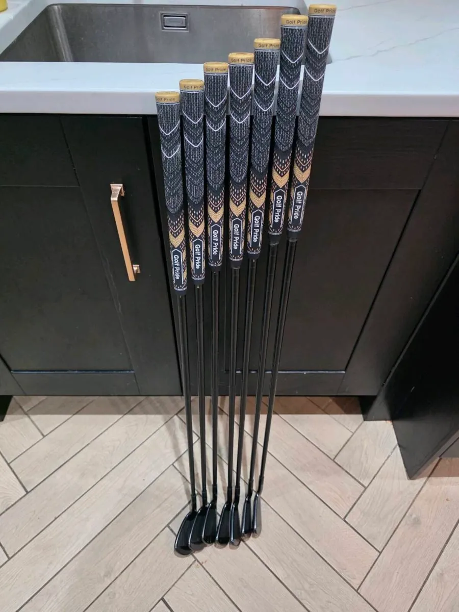 TaylorMade P790 Black Irons (4-PW) - Image 1