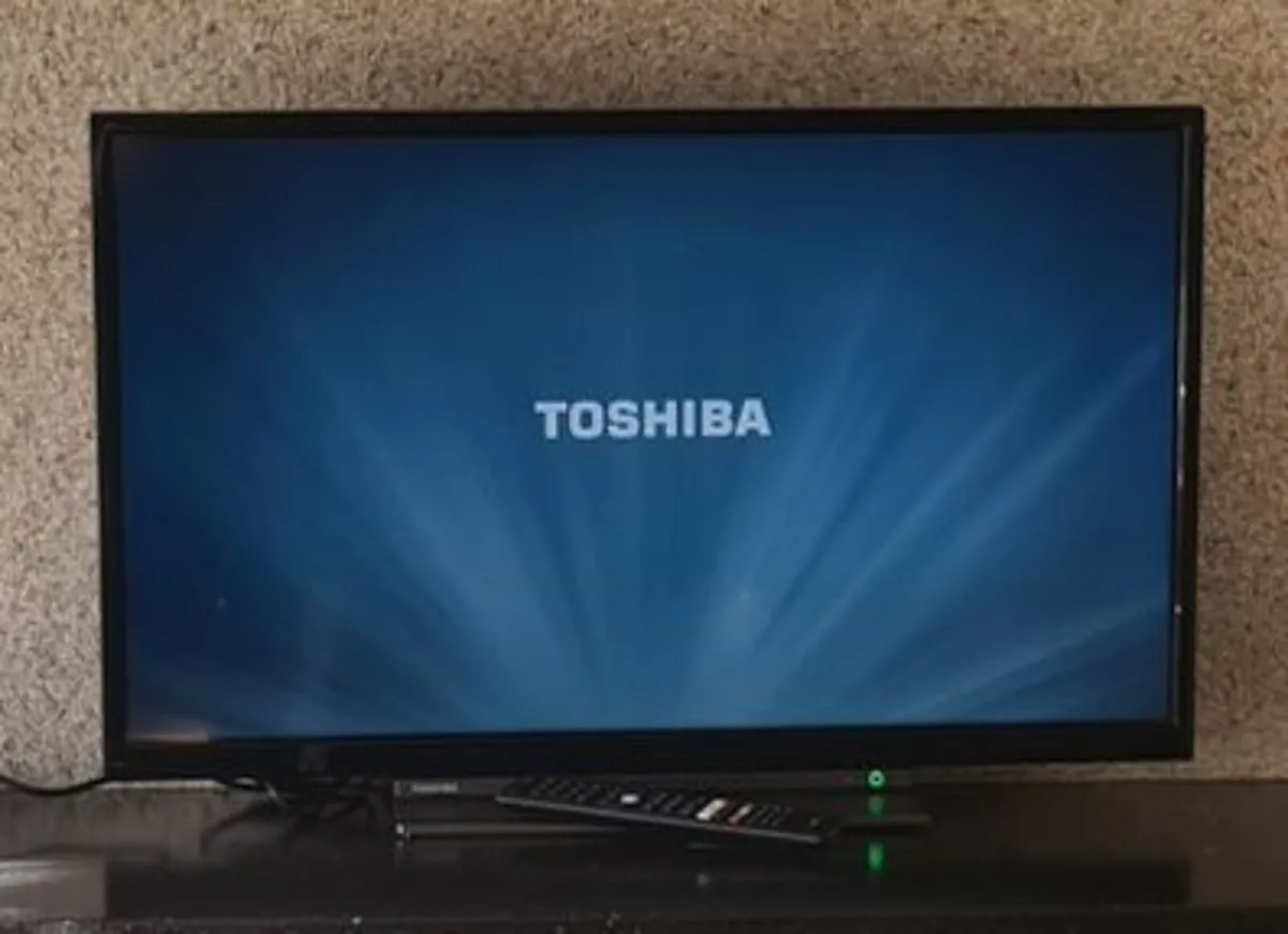 Toshiba 32-inch 32WK3C63DB Smart TV - Image 3