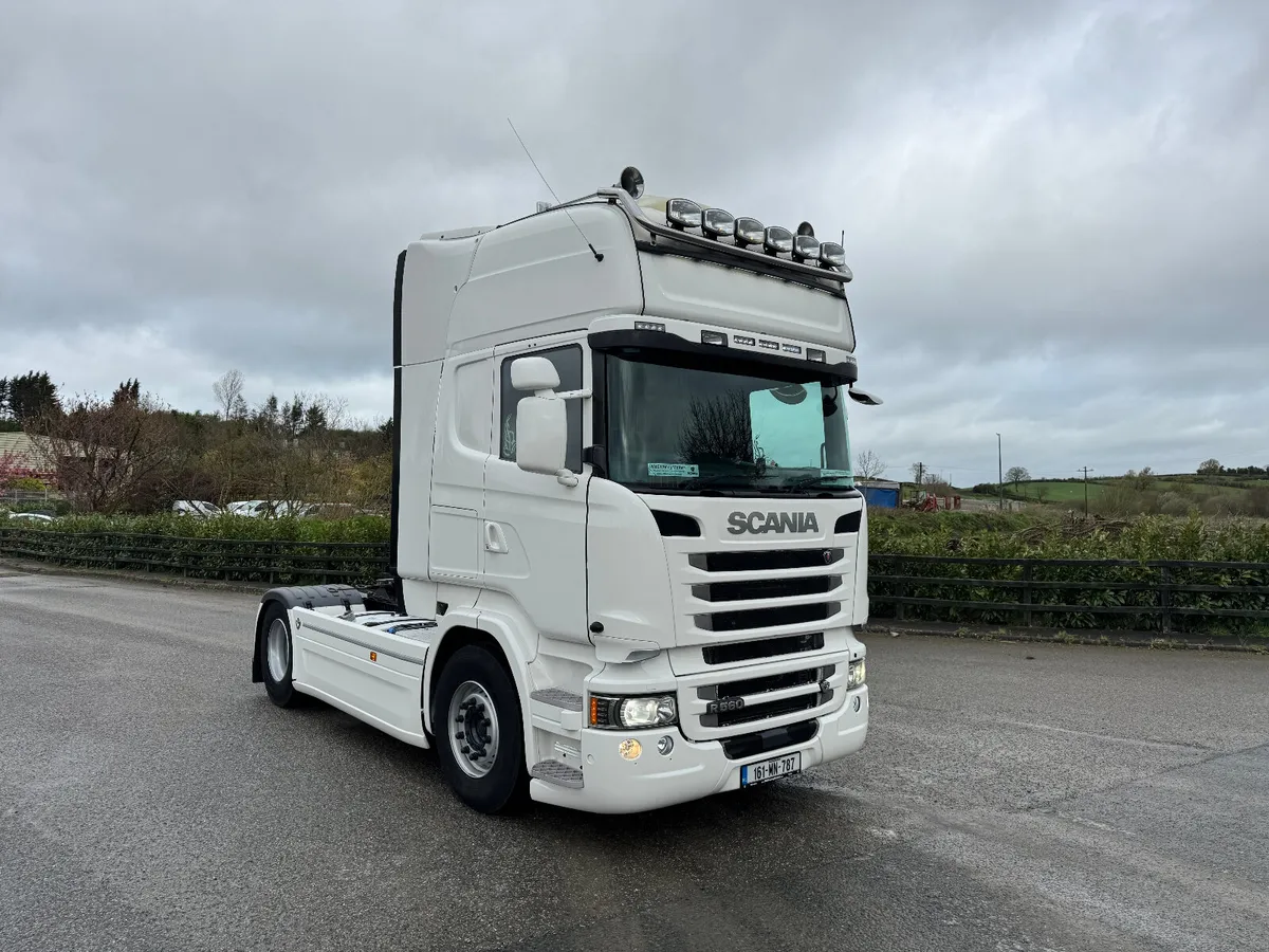 2016 Scania R560. Exceptional condition. Ref: 2605 - Image 1