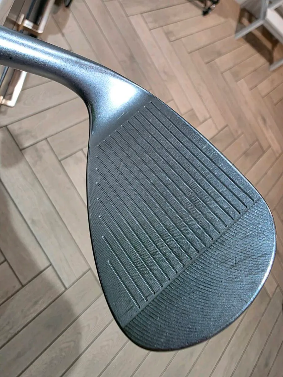 Cleveland CBX 2 Gap Wedge (50 Degree) - Image 2