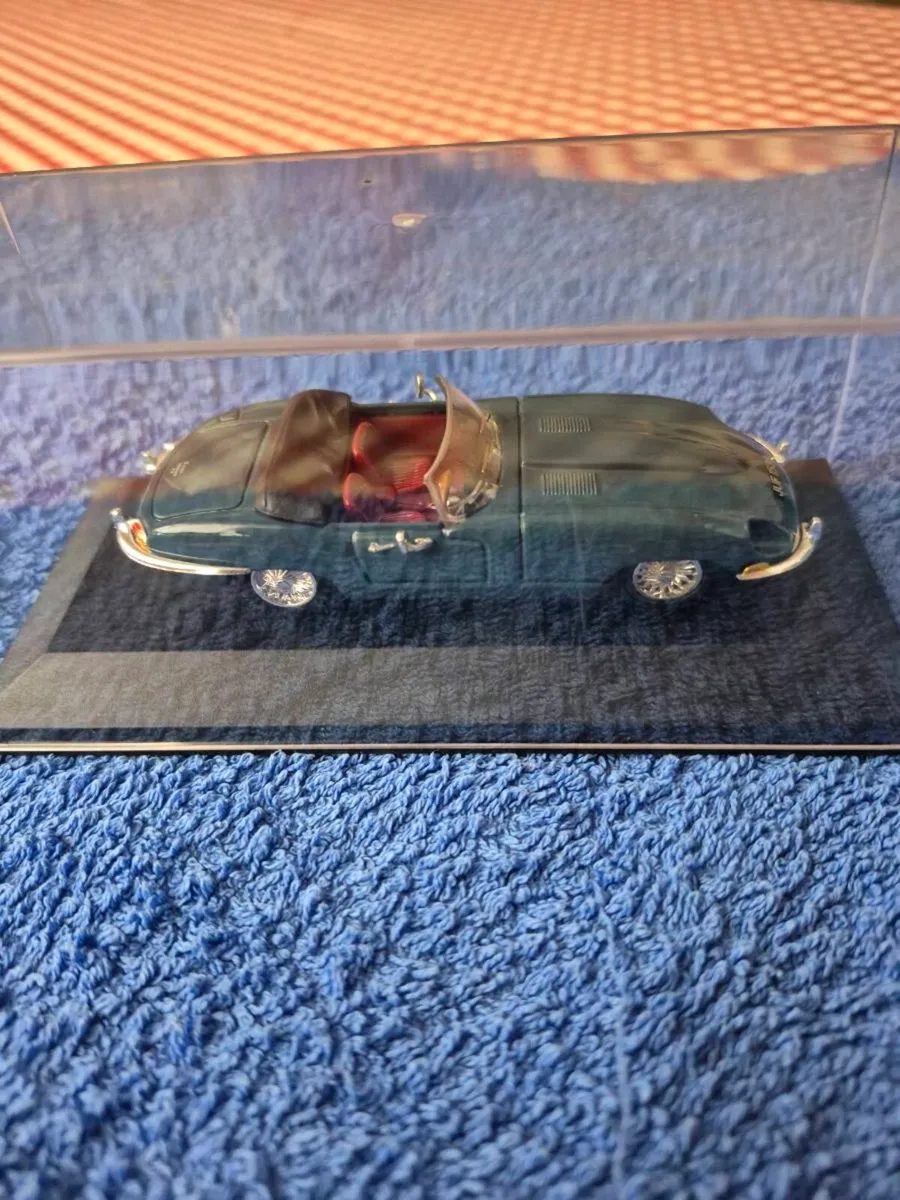Vanguards Jaguar Collection E Type  Cotswold Blue - Image 4