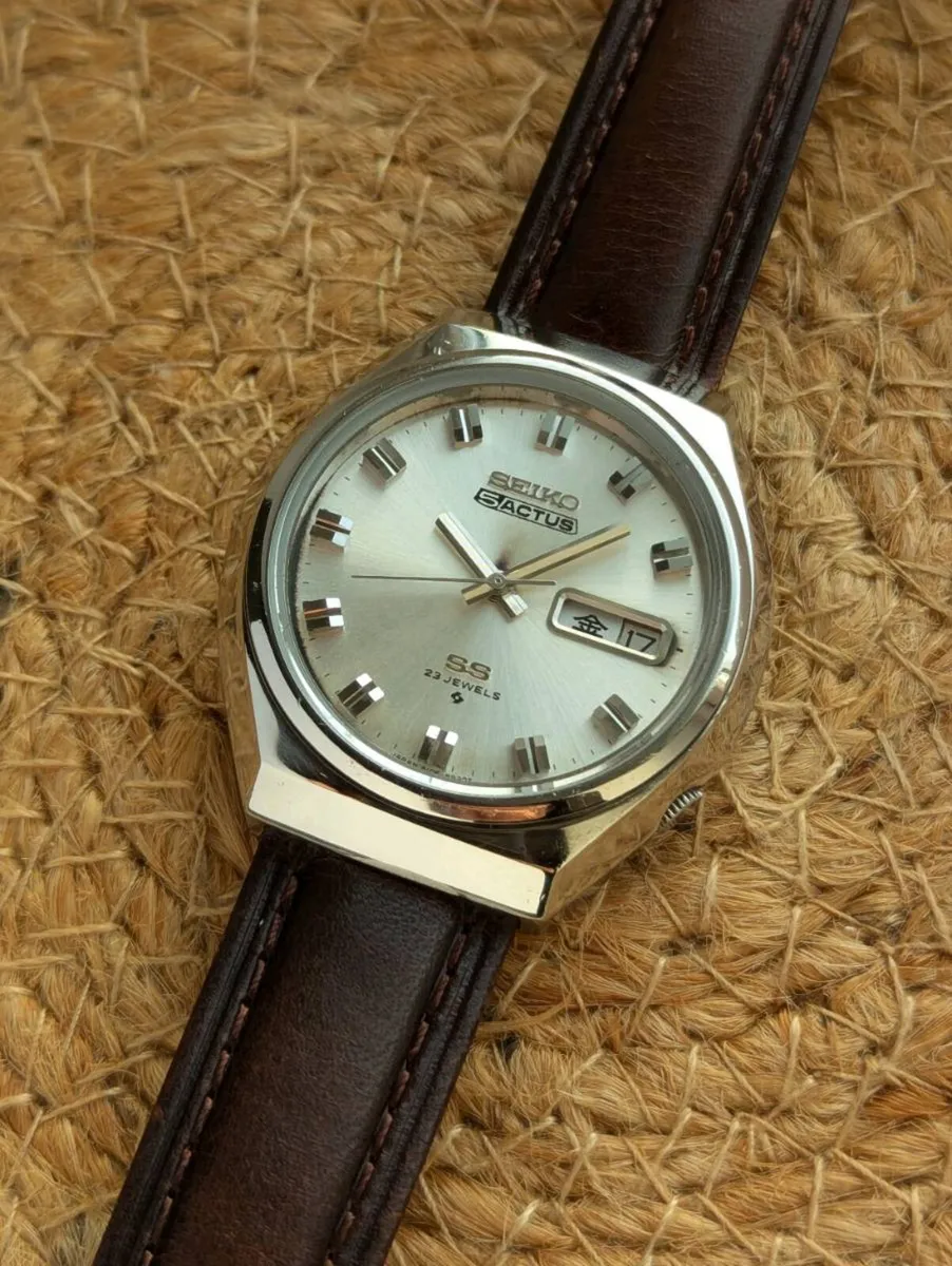 Seiko 5 Actus SS 6106-8680 Vintage Automatic Watch - Image 1