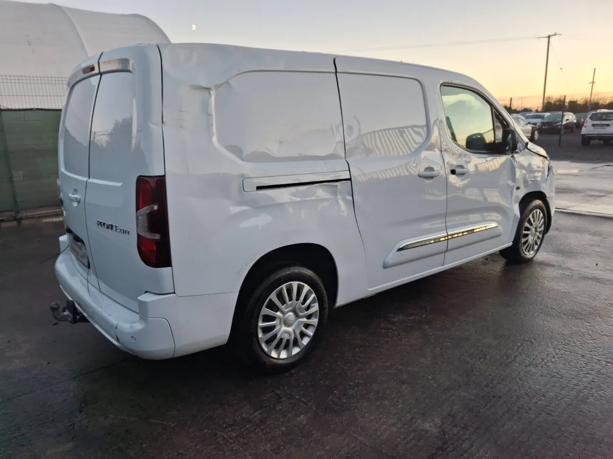 231 Toyota Proace City LWB - Image 3