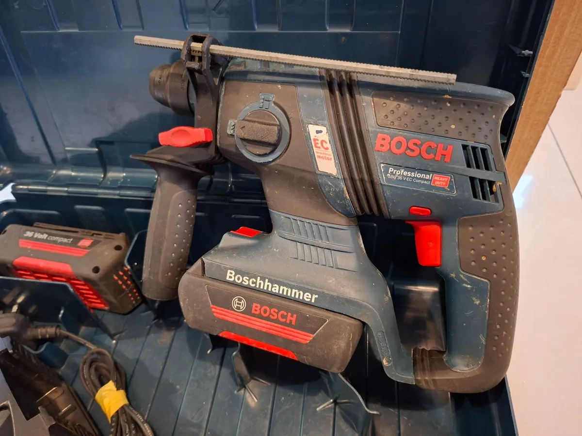 Bosch GBH 36V-EC Compact 2 Mode Drill - Image 2