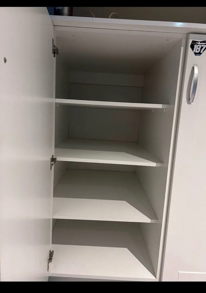 Cabinet/Press - Image 4