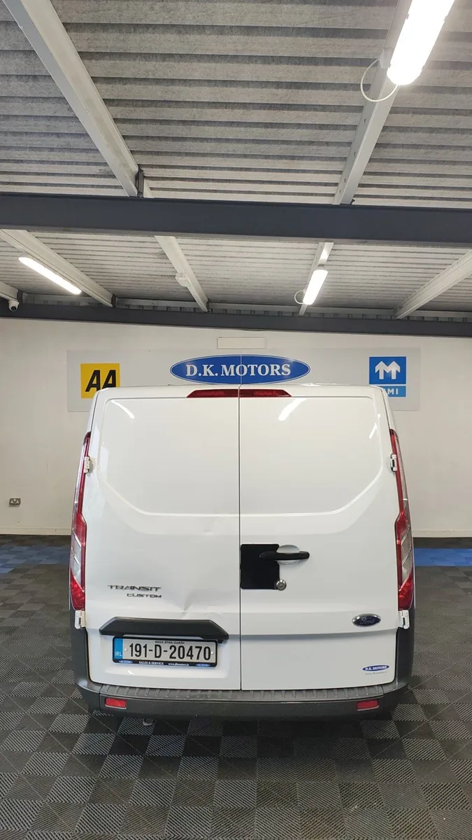 FORD TRANSIT CUSTOM - Image 2