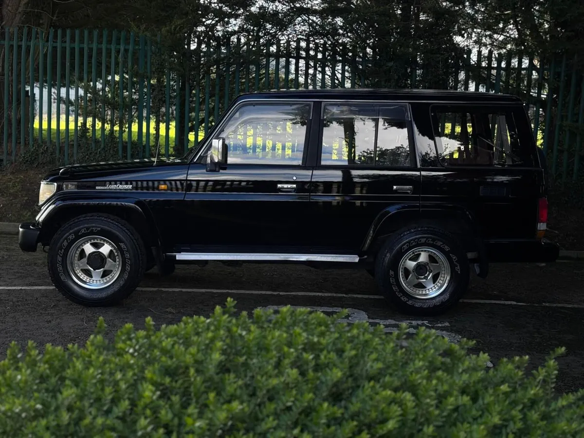 1995 KZJ78 Toyota Landcruiser Prado - Fresh import - Image 4