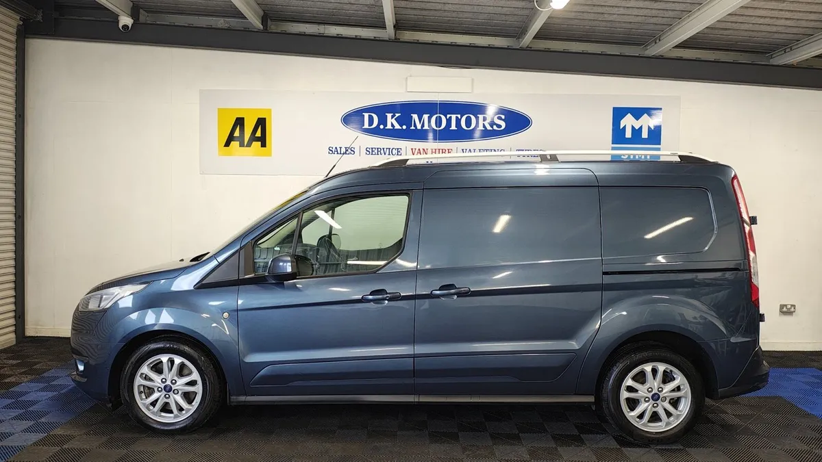 FORD TRANSIT CONNECT LIMITED EDITION - Image 3
