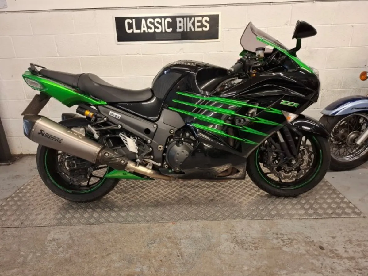 Kawasaki ZZR1400 Performance sport 2015 - Image 1