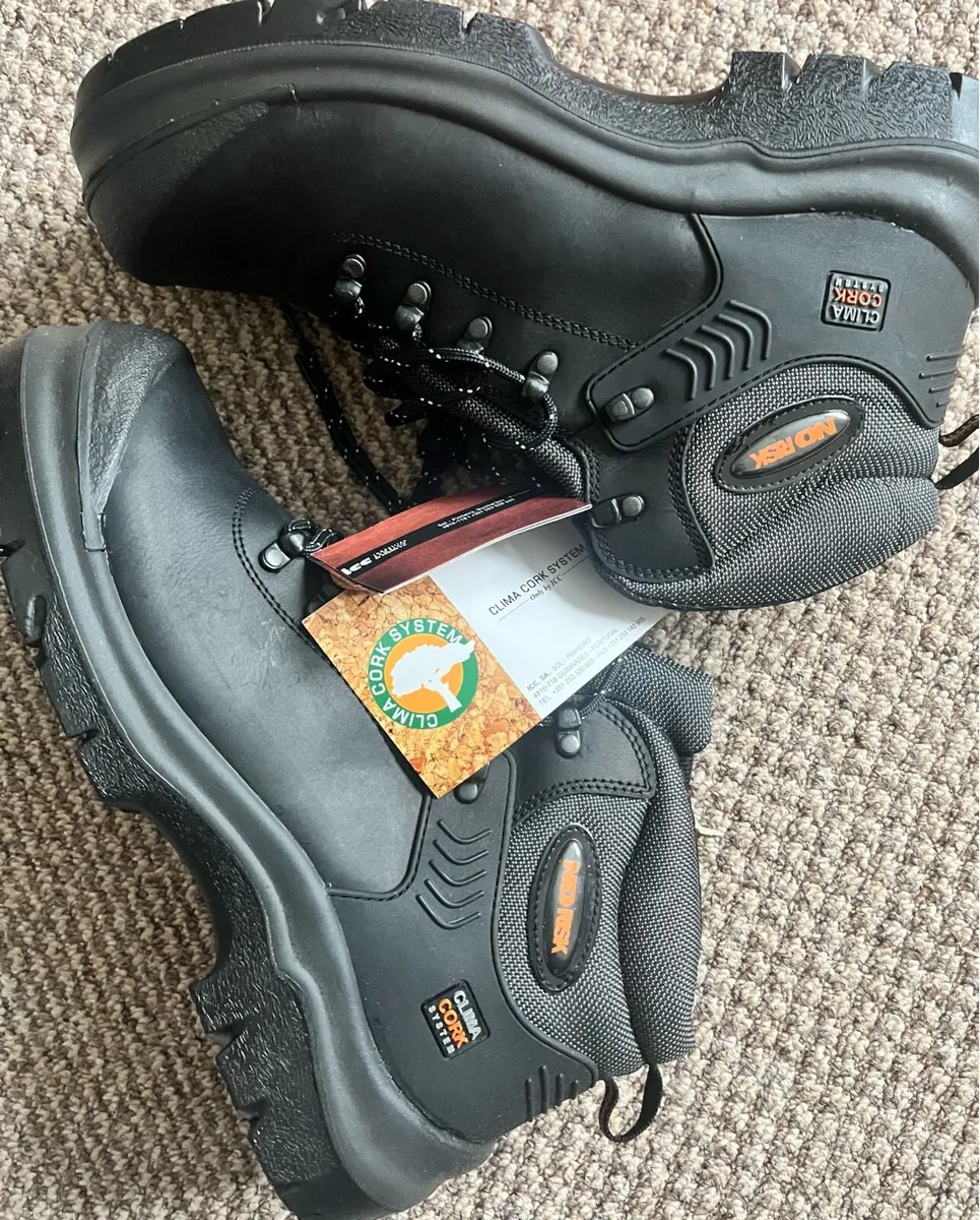 For sale new safety boots - Image 2