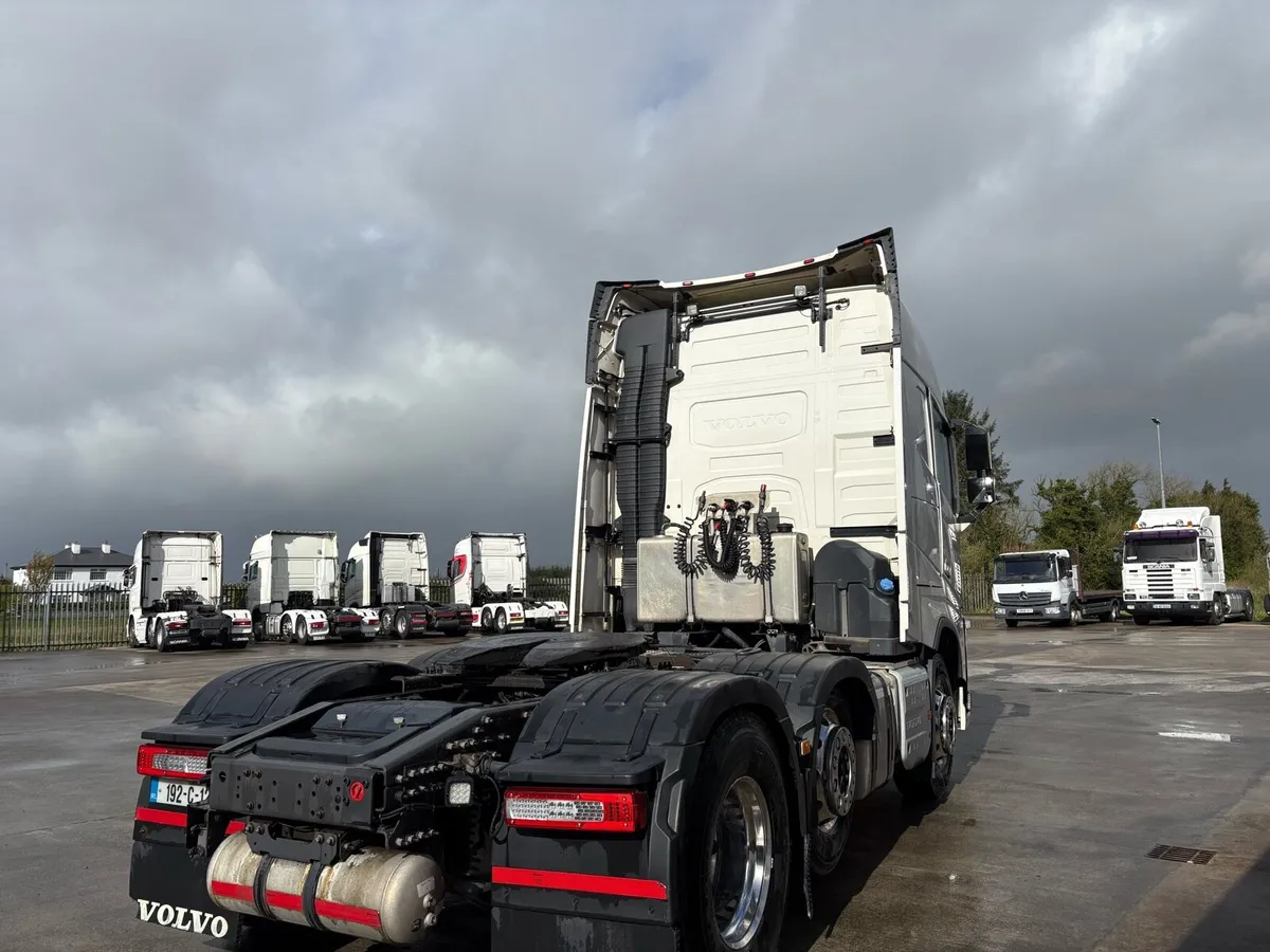 Volvo FH500 2019 low km Tipping Gear - Image 4