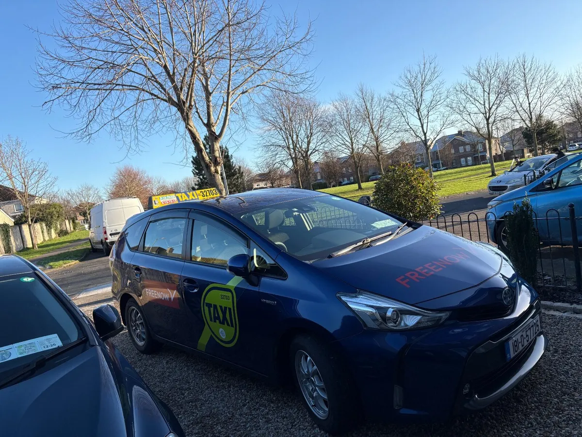 Taxi to rent - Image 1