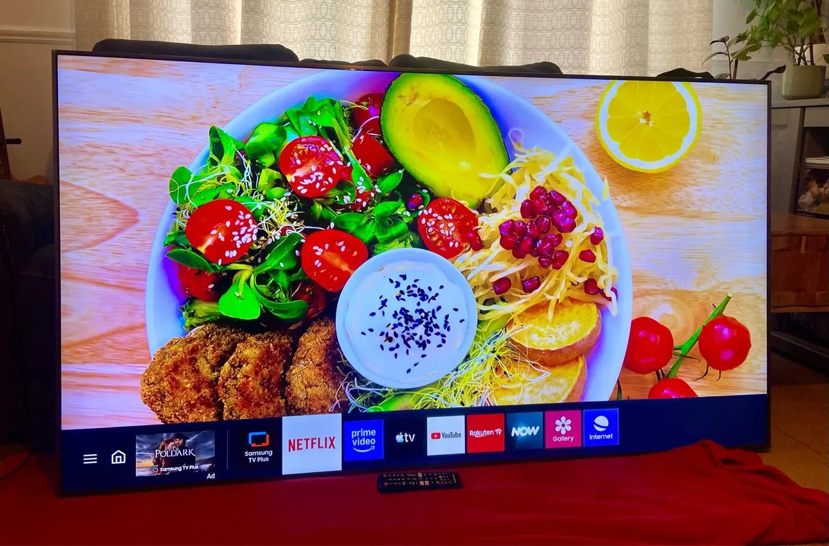 Samsung 70” 4K UHD Smart TV & Wall Bracket - Image 1