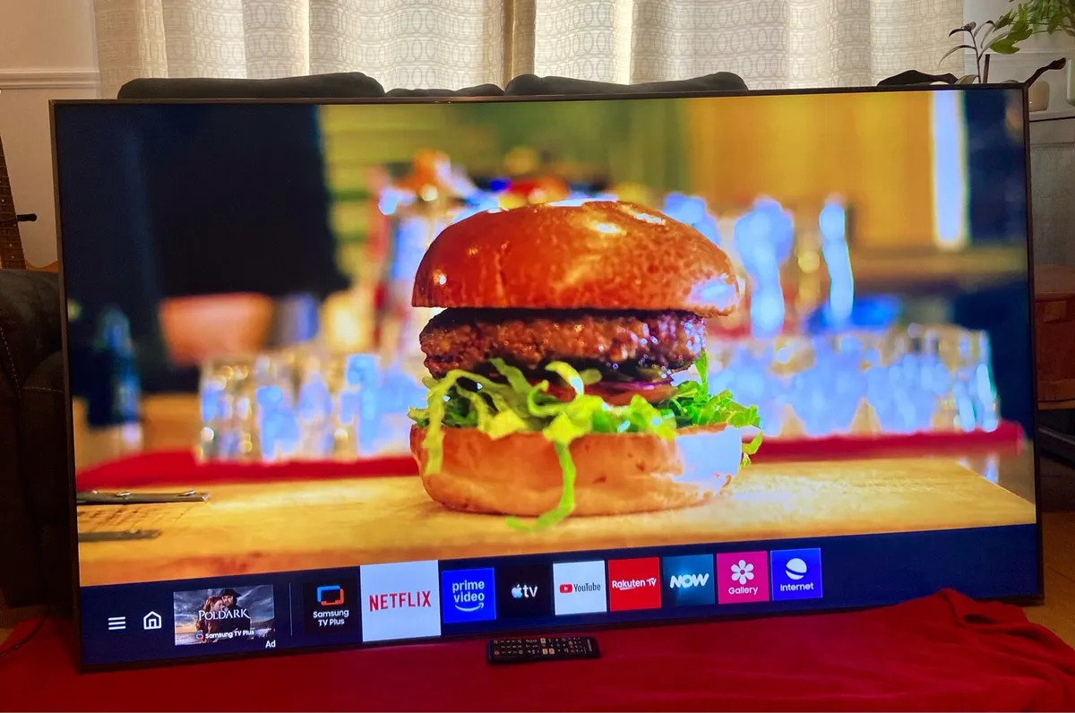 Samsung 70” 4K UHD Smart TV & Wall Bracket - Image 2