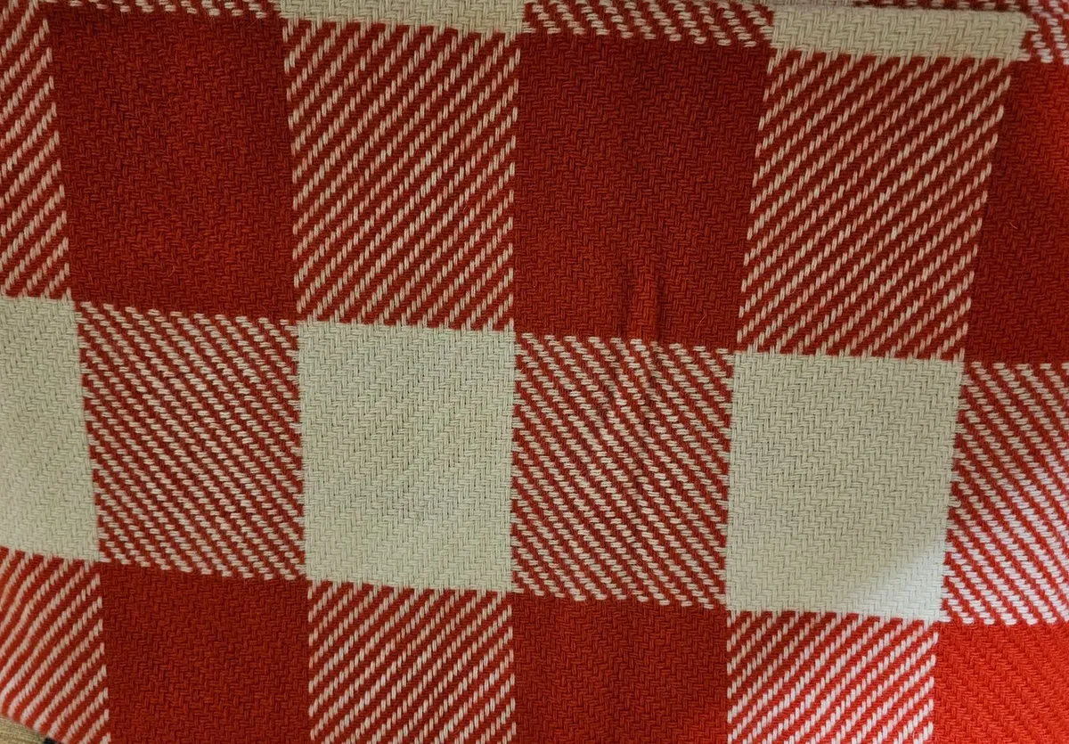 FOXFORD Throw - Image 3