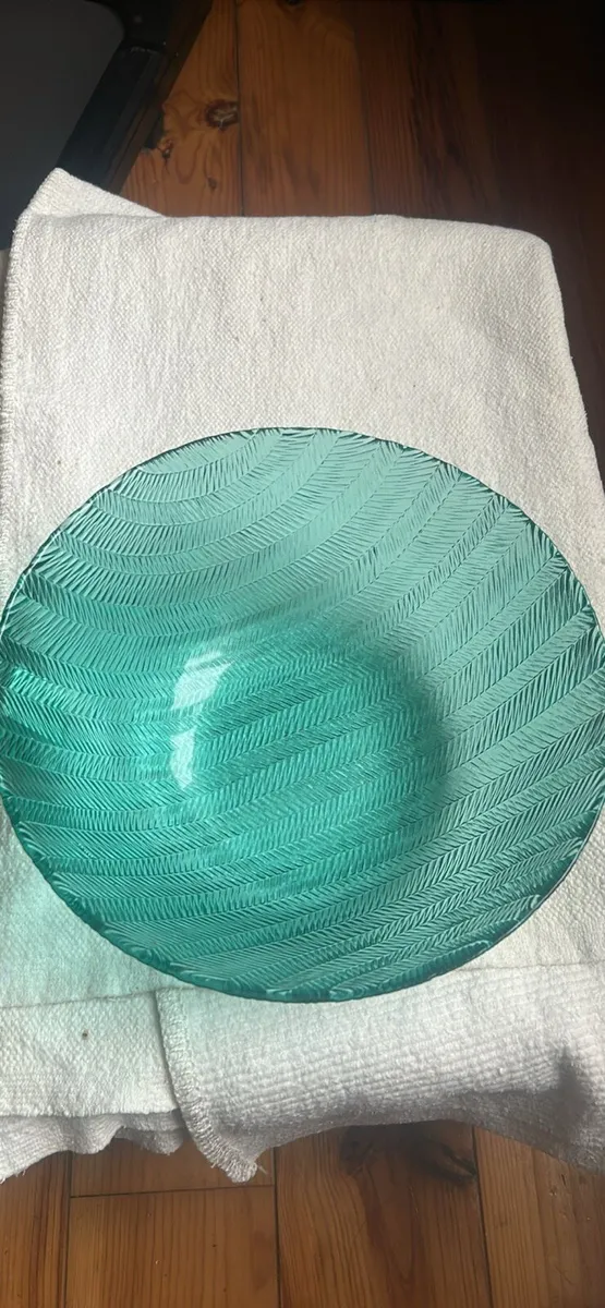 Large Arcoroc Green Bowl - Image 3