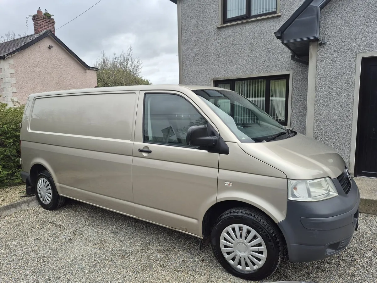 VW transporter van - Image 2
