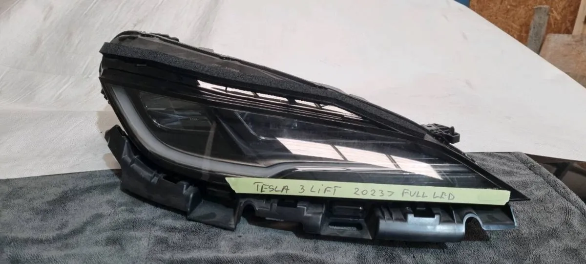 Headlights Toyota Tesla Hyundai Renault - Image 3