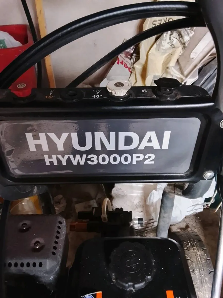 Hyundai 212cc Petrol Power Washer. - Image 2