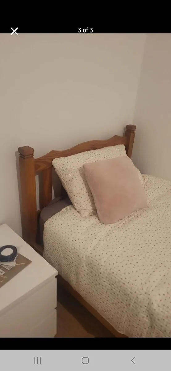 Single bed and mattress - Image 2