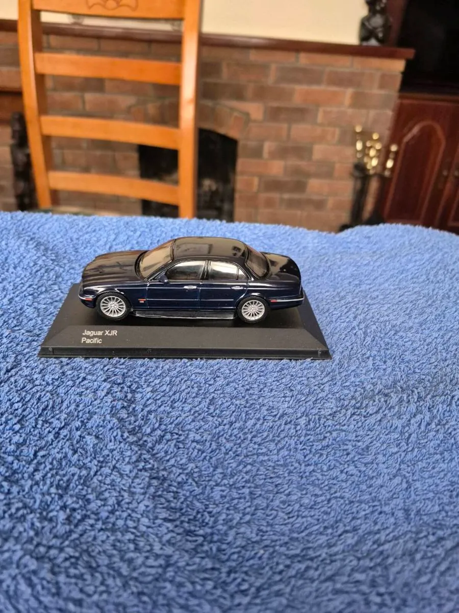 Vanguards Limited Edition Jaguar XJR Pacific - Image 4