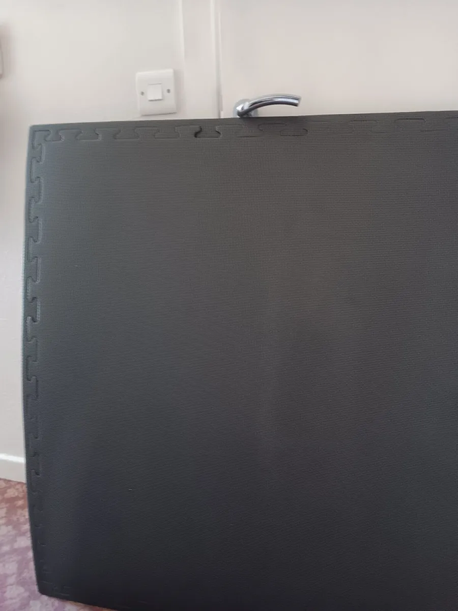 GYM MAT FOR SALE  (BRAND NEW) - Image 2