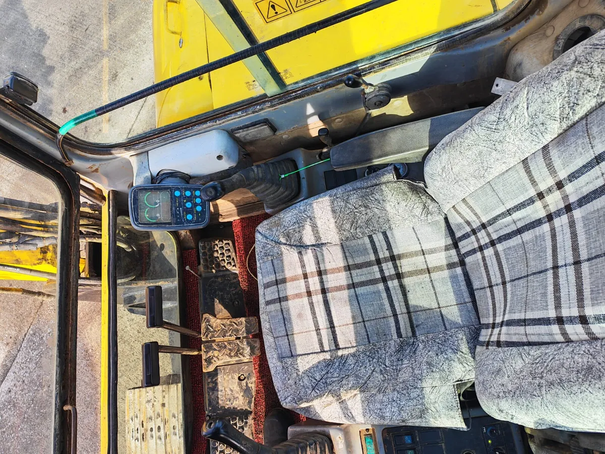 For Sale: Hyundi Robex 55-7 Excavator - Image 3