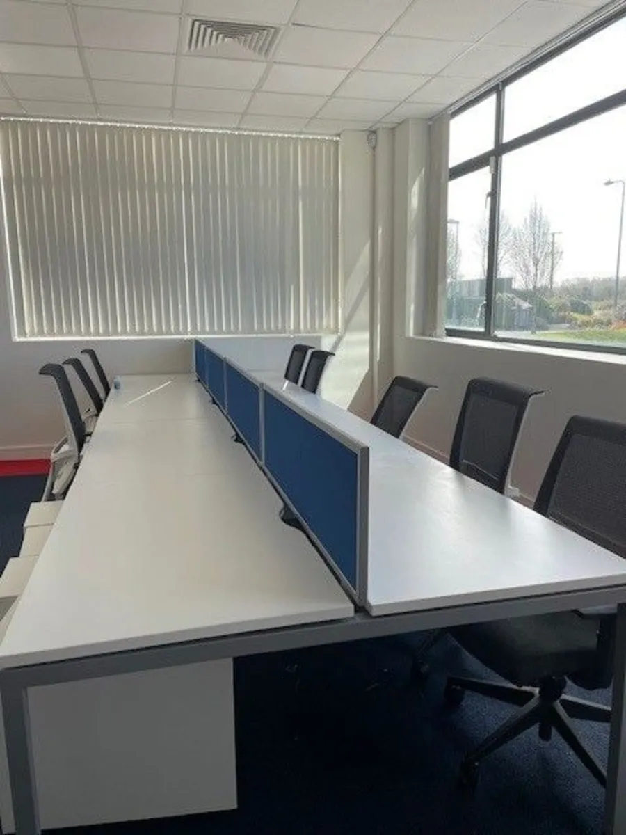 Office Desks - Image 4