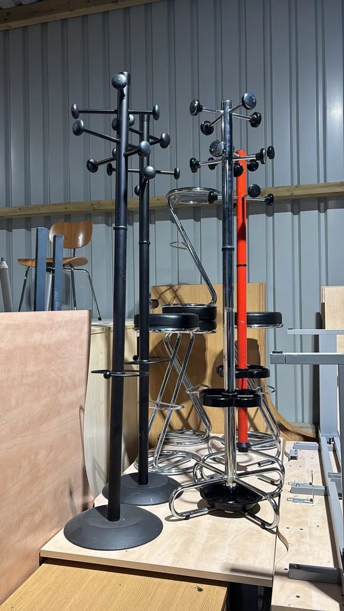 Office desks chairs cabinets - Image 3