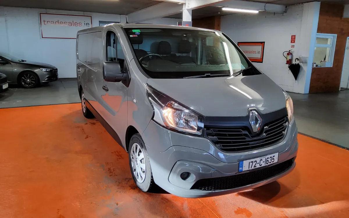 Renault Trafic 2017 - Image 1