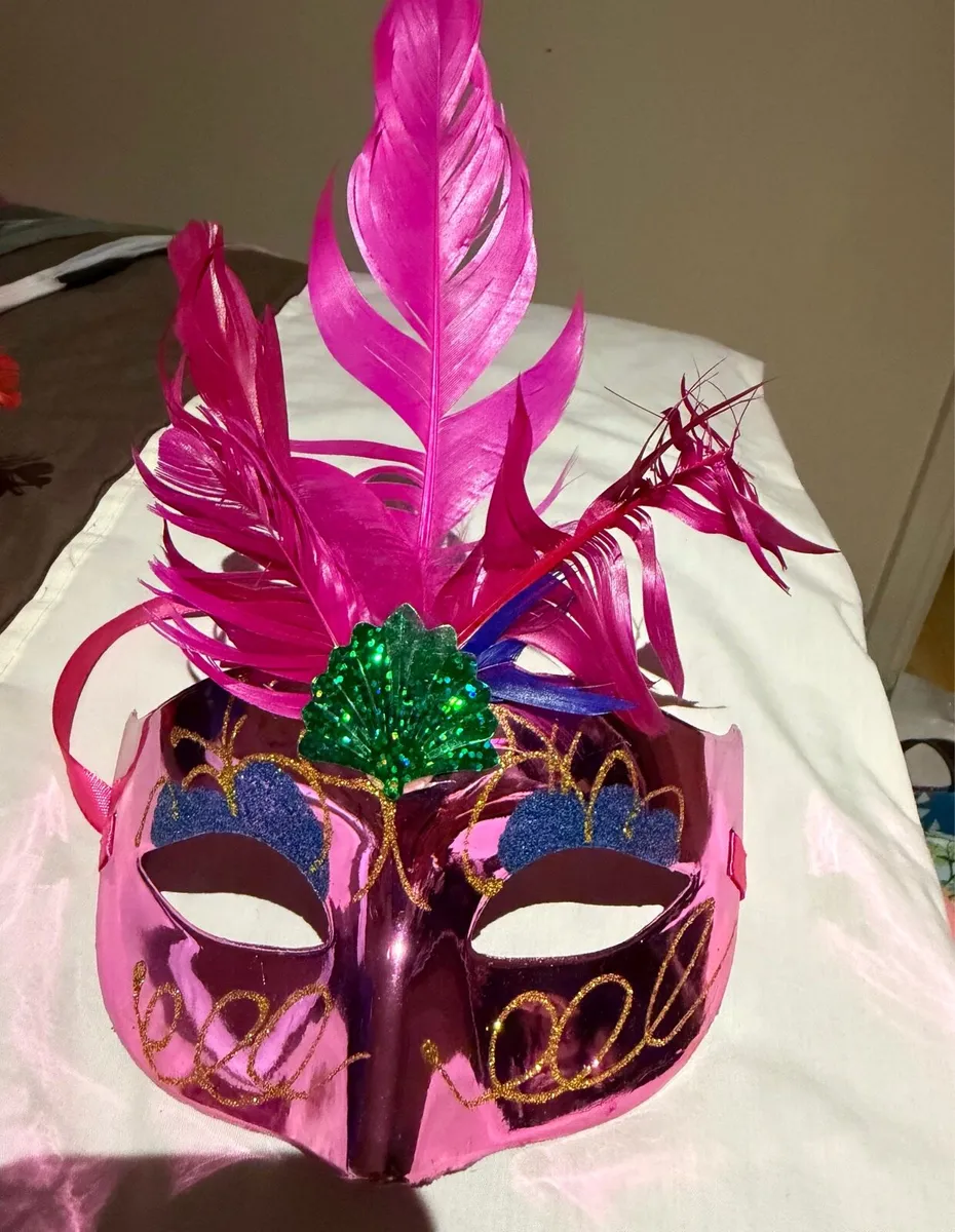 feather mask - Image 3