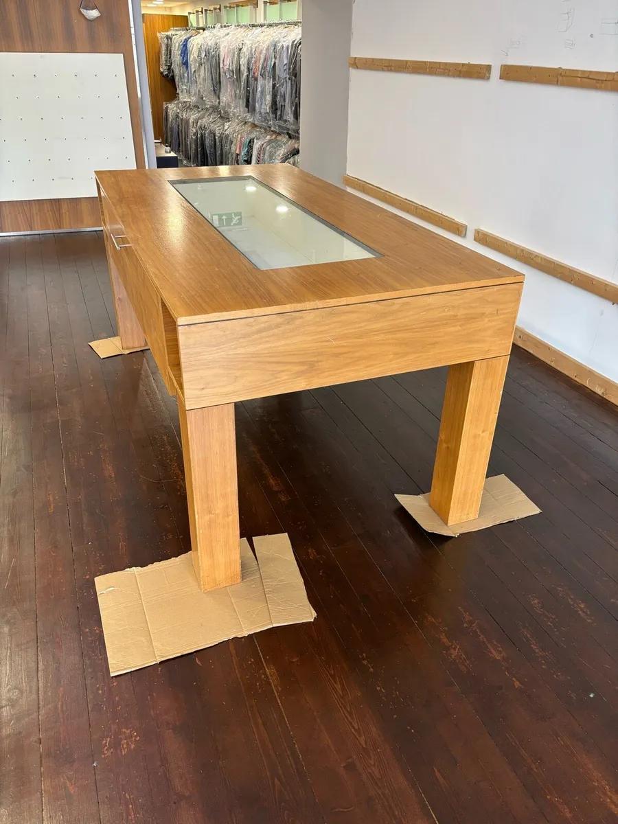 Retail Display Table - Image 3