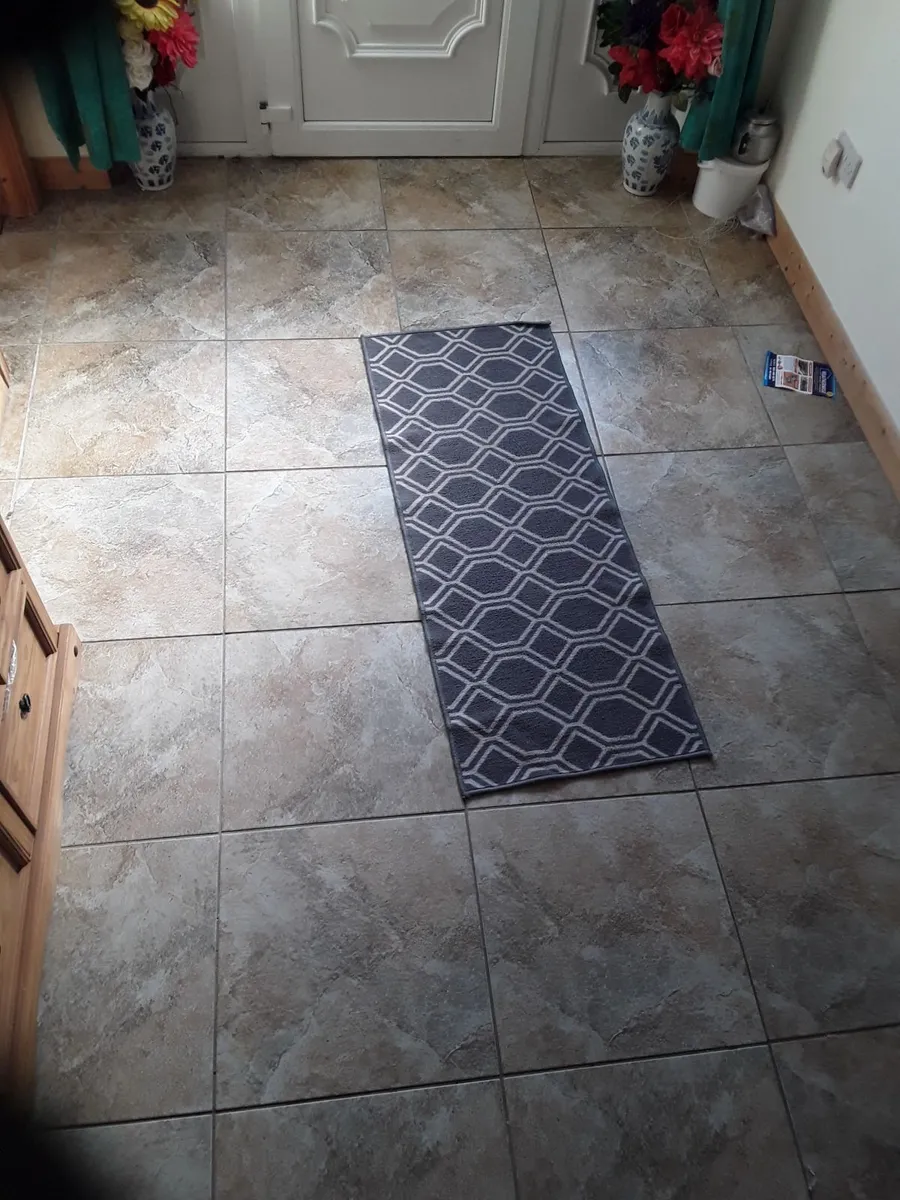 Long Runner carpet good condition - Image 2