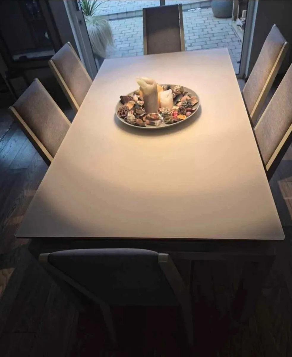 Dinning table and 6 chairs - Image 1