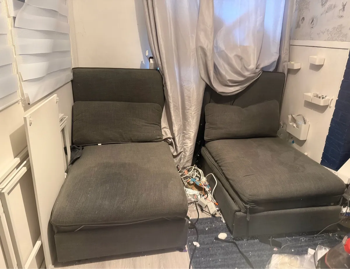 2 Ikea Vallentuna pull out sofa bed in grey - Image 1