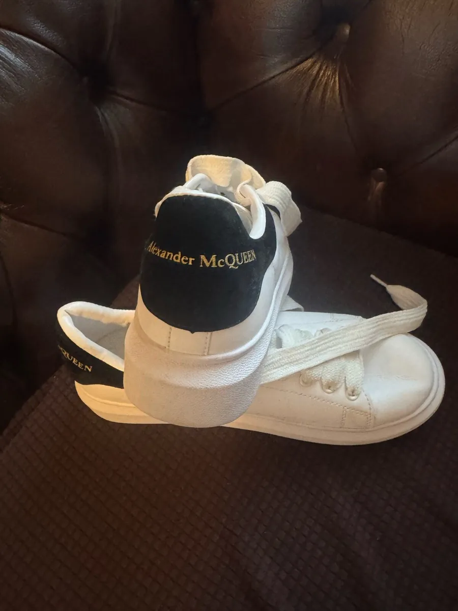 Trainer’s - Image 2