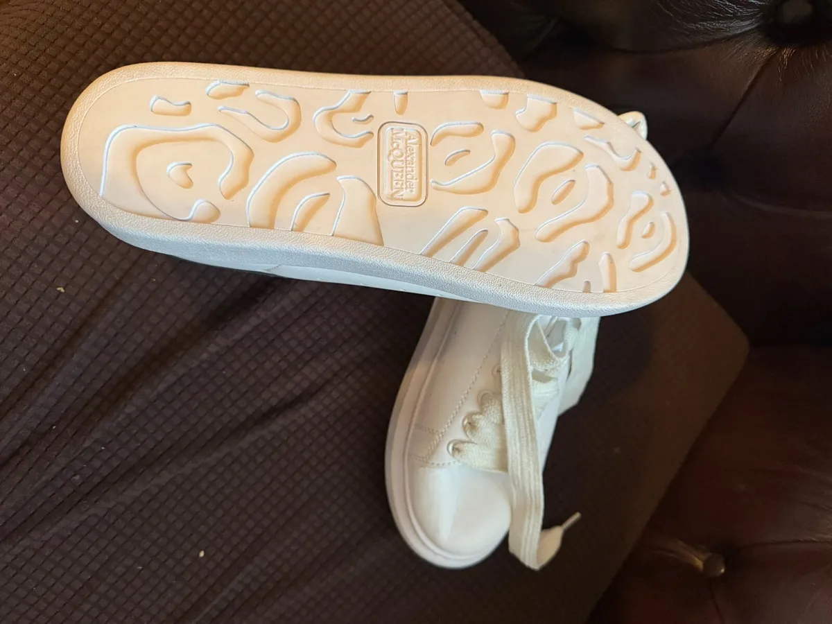 Trainer’s - Image 3