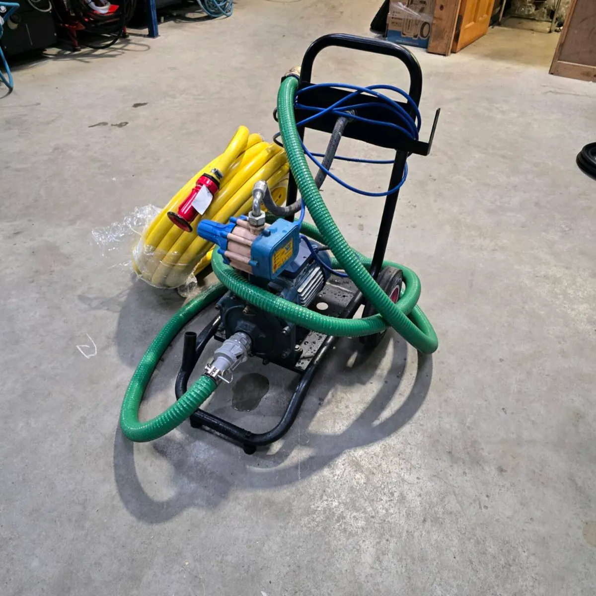 Parlour Wash Down Pump 100L/Min - Image 1