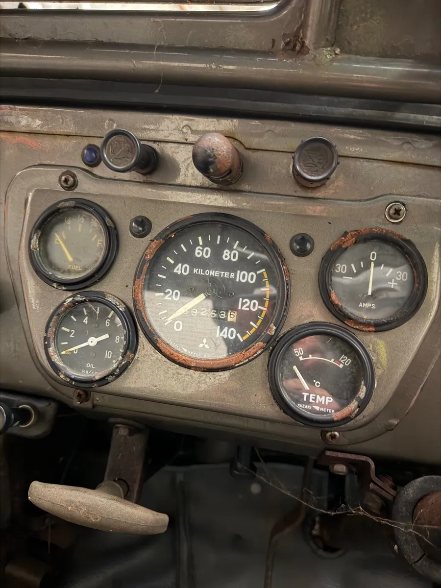 Mitsubishi Other 1976 - Image 2