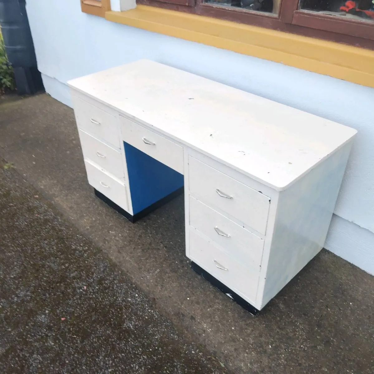 Office desk - Image 3