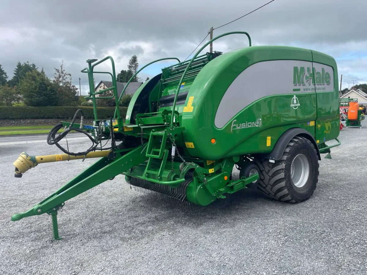 🔥 2021 McHale Fusion 3 – High Spec, Field Ready - Image 1