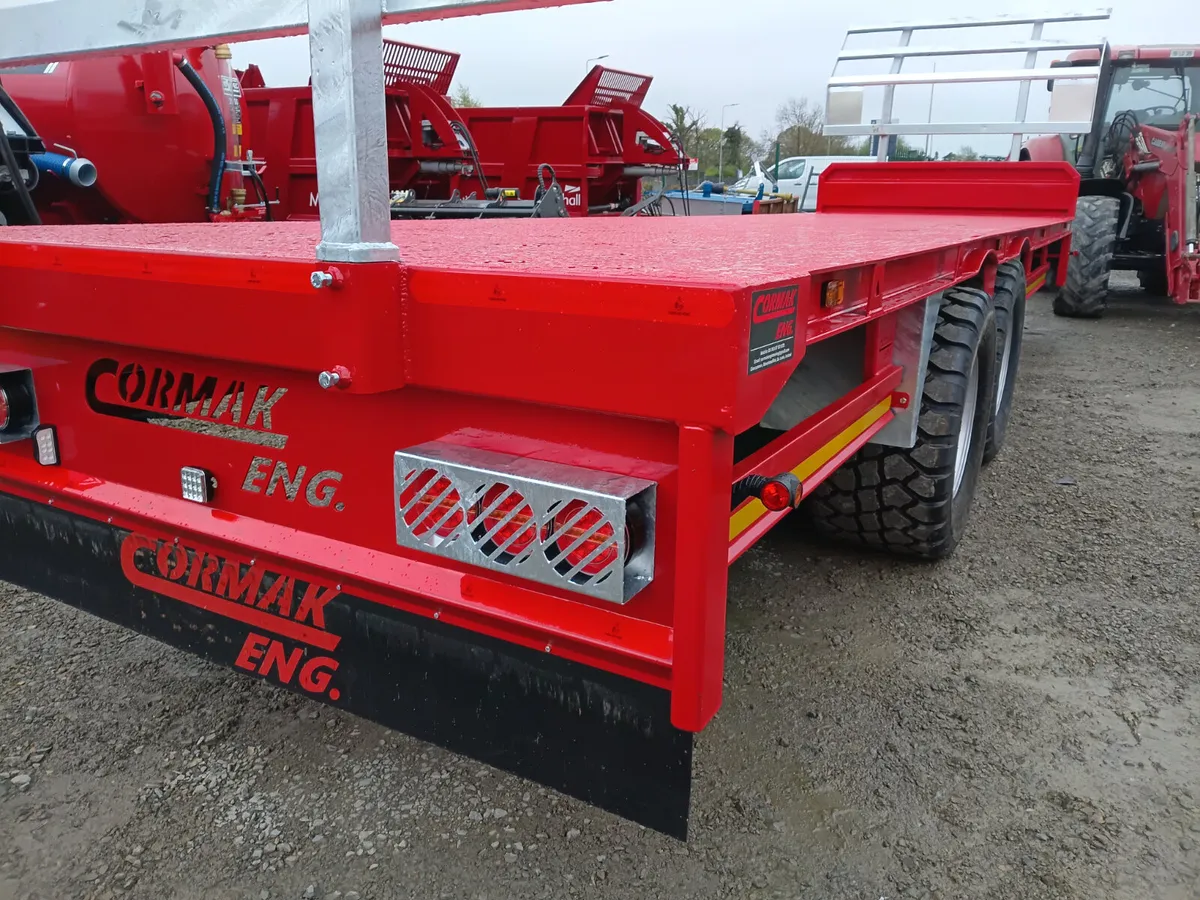Cormak 28ft Bale Trailer - Image 3