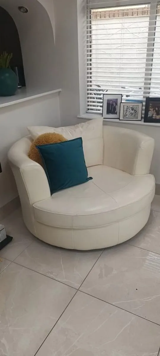 Cream leather sofa & chair & dressing table - Image 1