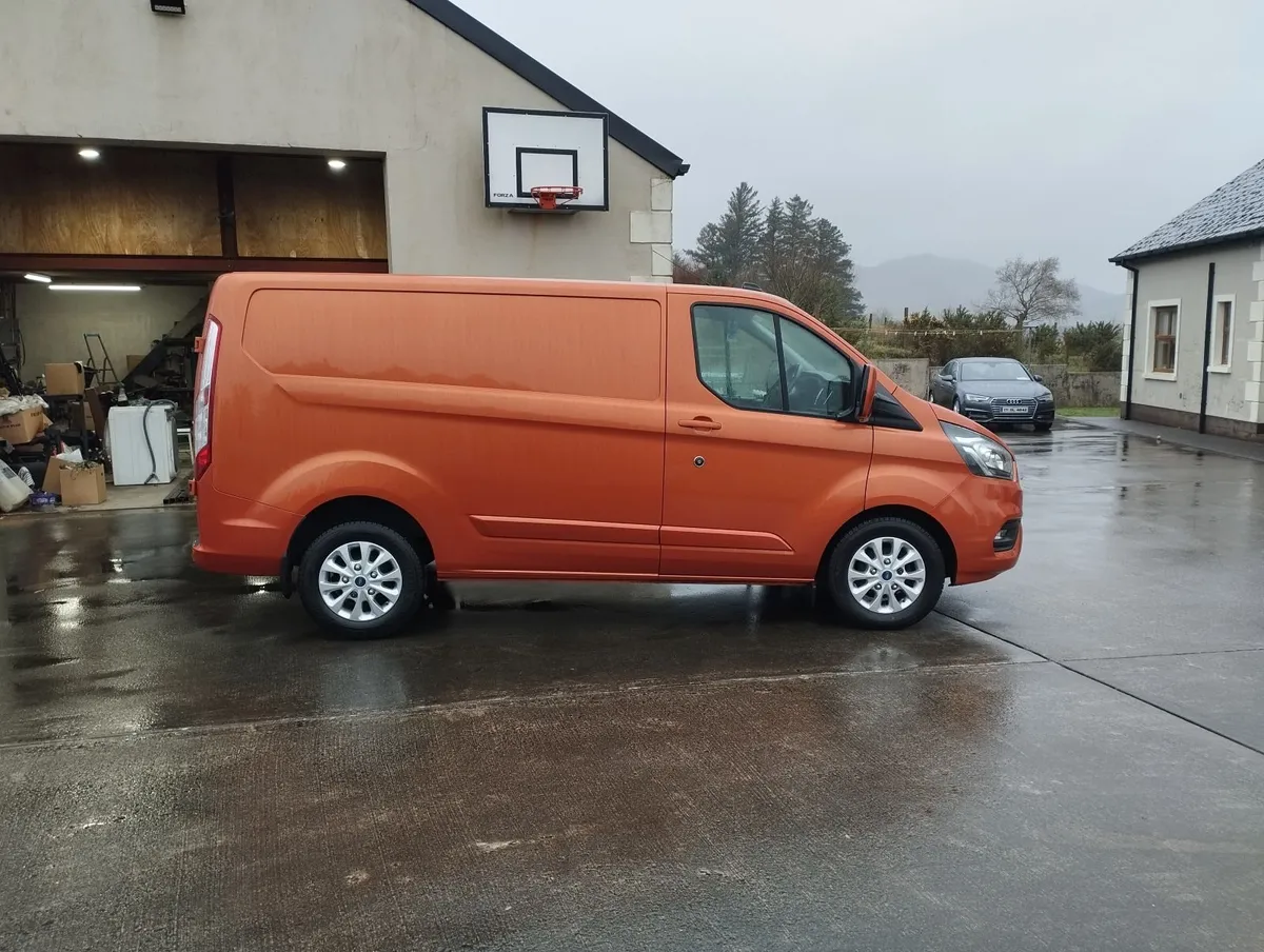 Ford Transit 2020 - Image 2